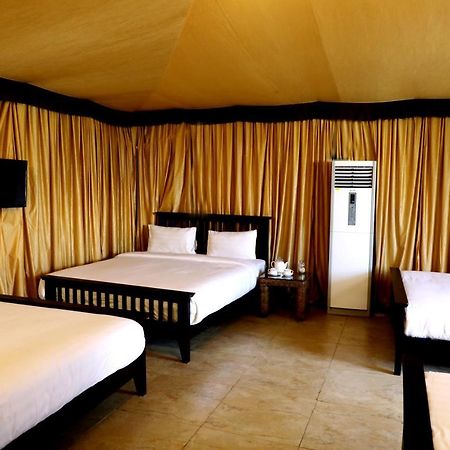 Hotel Sunnys World Pune Exterior foto