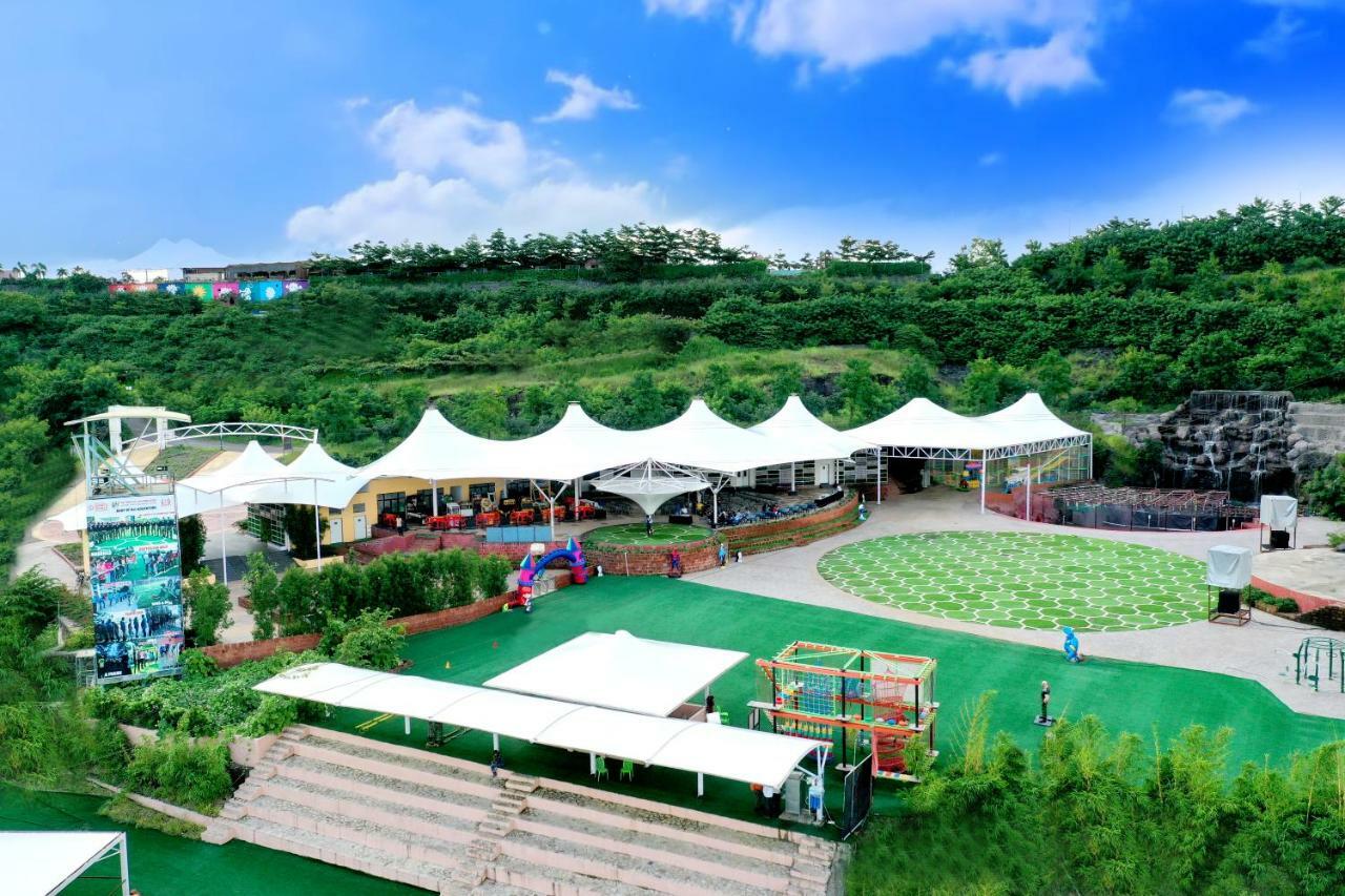 Hotel Sunnys World Pune Exterior foto