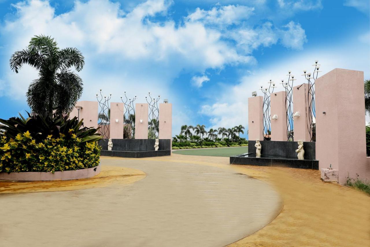 Hotel Sunnys World Pune Exterior foto