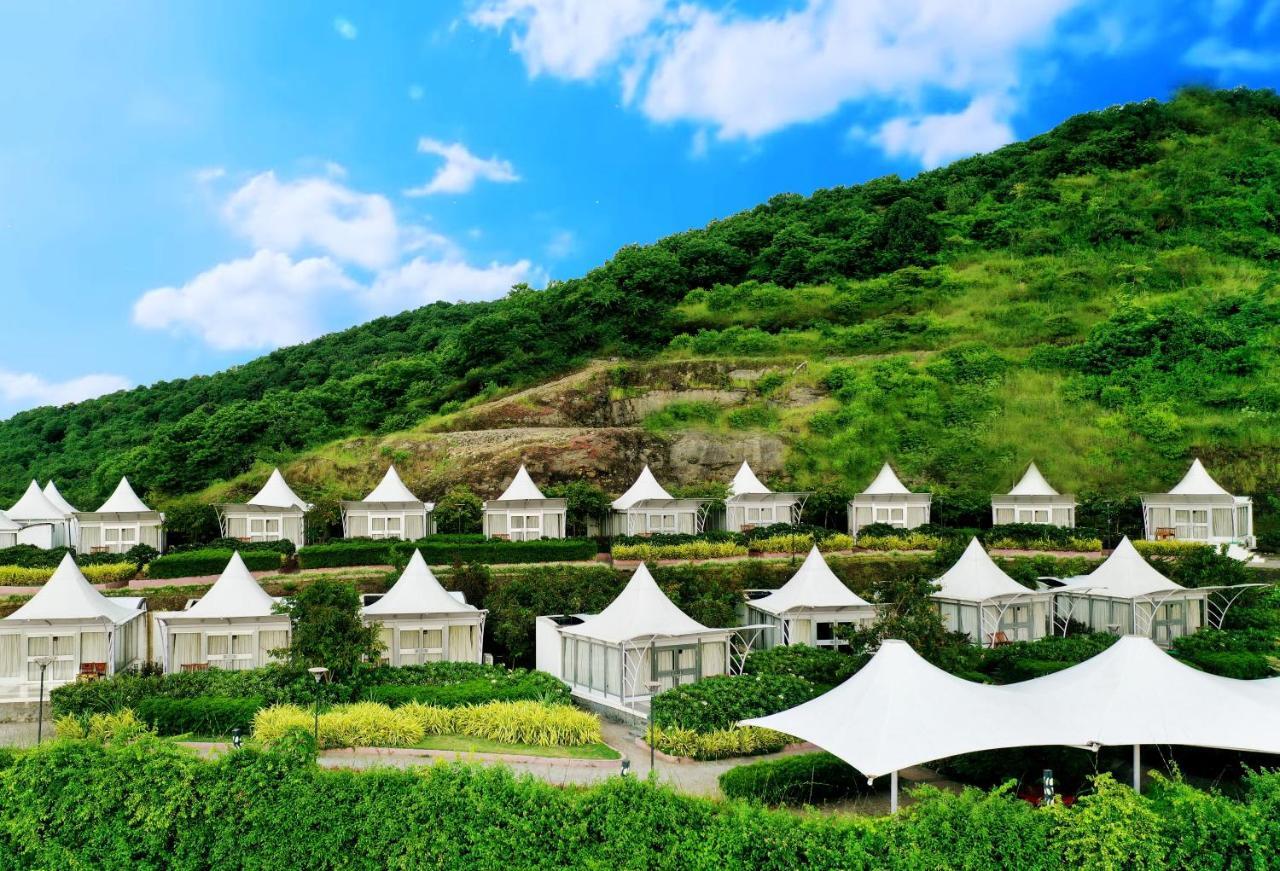 Hotel Sunnys World Pune Exterior foto
